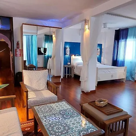 Loft 9 Sirenas